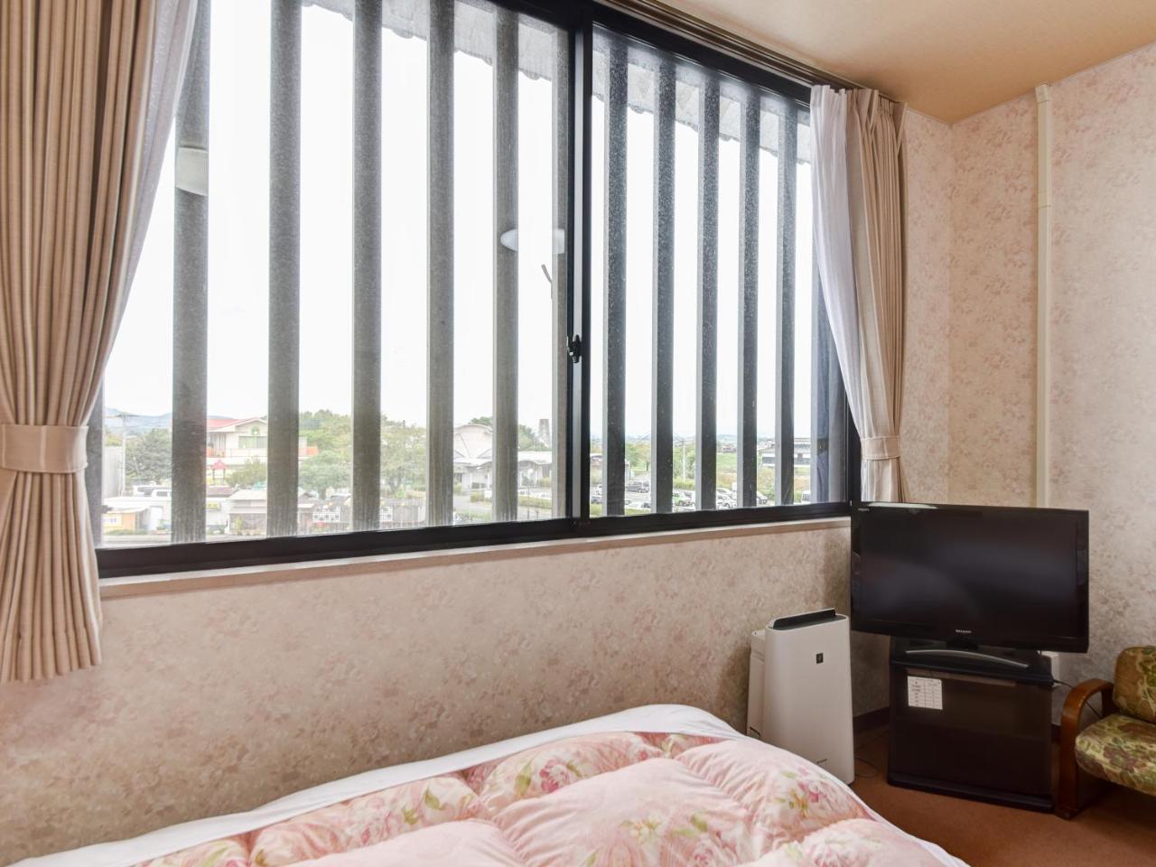 Shichijo Onsen Dome Hotel Kikucsi Kültér fotó