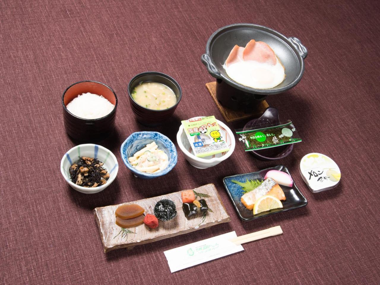 Shichijo Onsen Dome Hotel Kikucsi Kültér fotó